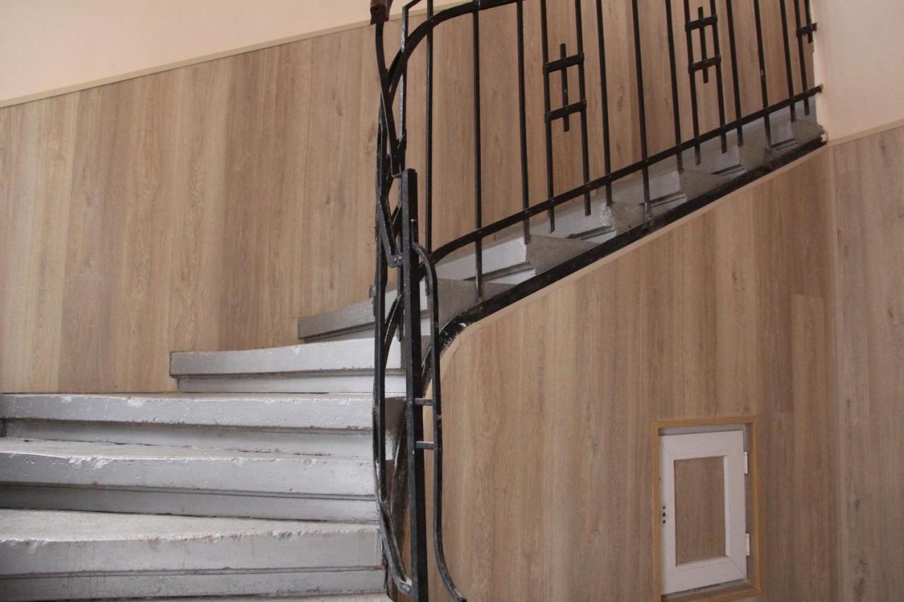Apartments Domovik ,Kirilla I Mefodiya, 5 Мукачево Екстер'єр фото