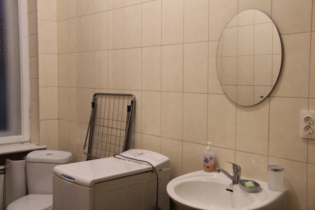 Apartments Domovik ,Kirilla I Mefodiya, 5 Мукачево Екстер'єр фото