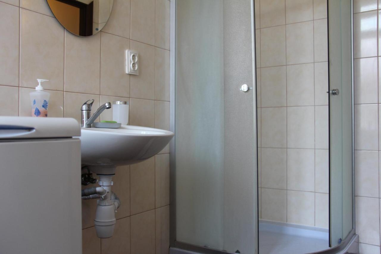 Apartments Domovik ,Kirilla I Mefodiya, 5 Мукачево Екстер'єр фото